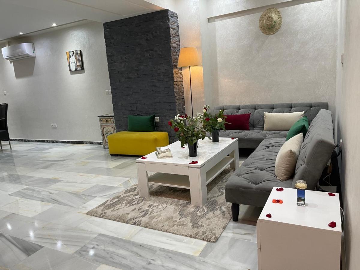 Appartement En Duplex Avec 3 Chambres Haut Standing Gueliz Marrakech Marrakesh Exterior photo