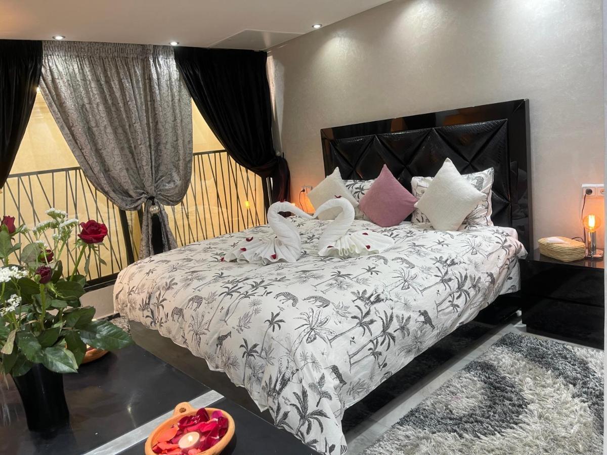 Appartement En Duplex Avec 3 Chambres Haut Standing Gueliz Marrakech Marrakesh Exterior photo